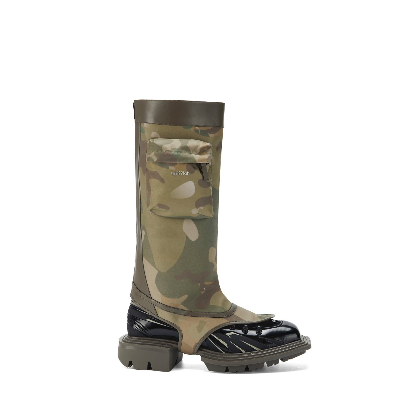 untitled#11 Reel Derbies (Gaiter Camouflage)