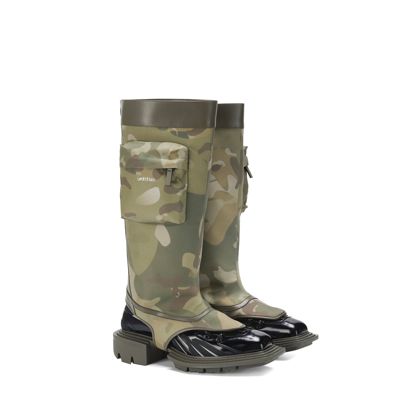 untitled#11 Reel Derbies (Gaiter Camouflage)