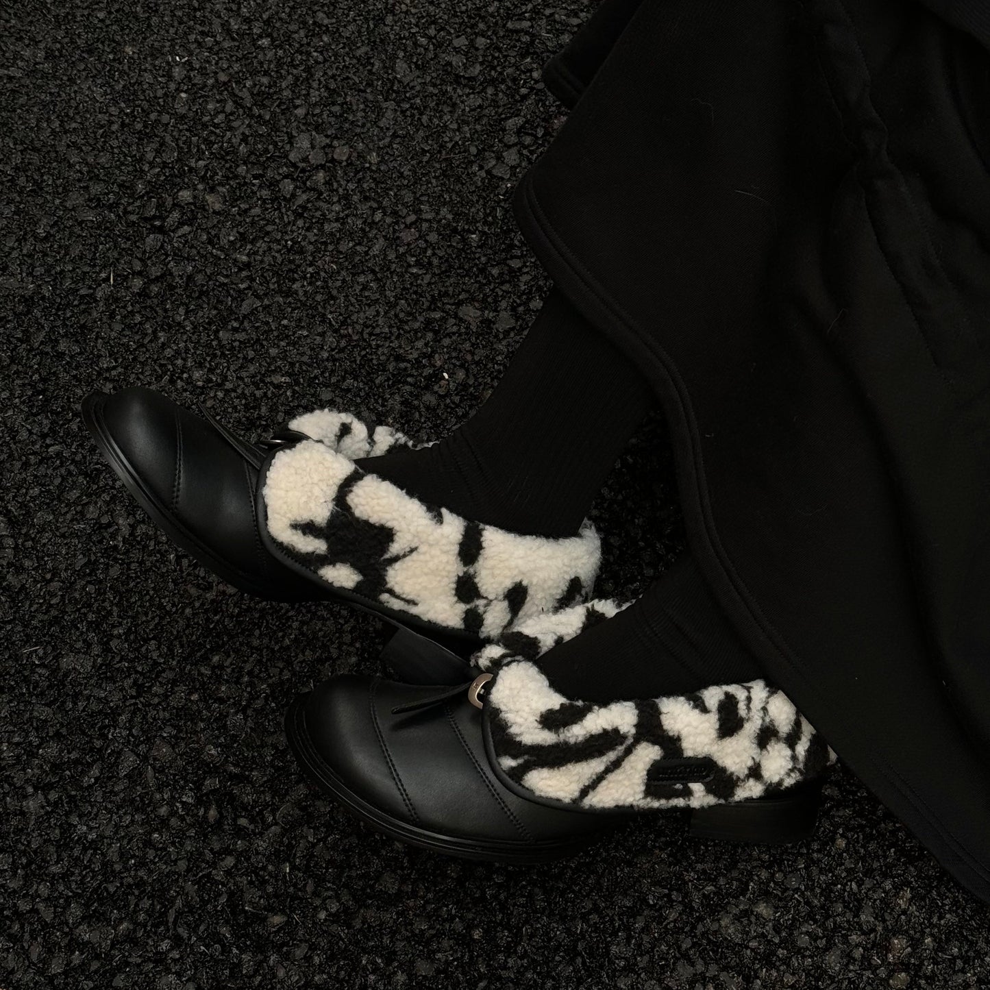 Snow Soccer Crook (Black)