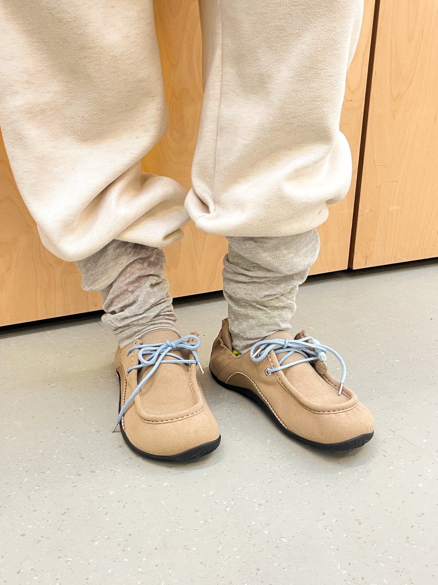 Space Barefoot Derbies (Beige)