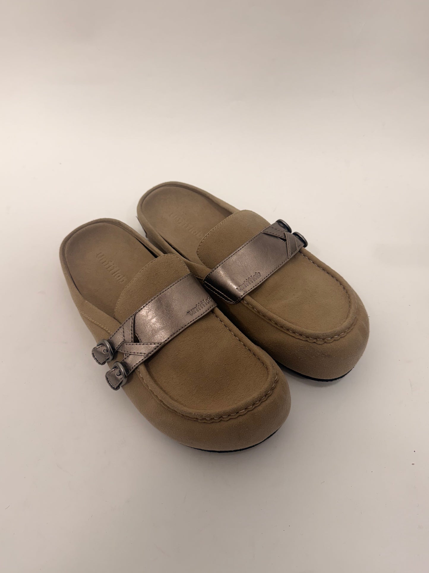 Buckled Loafers (Caramel)