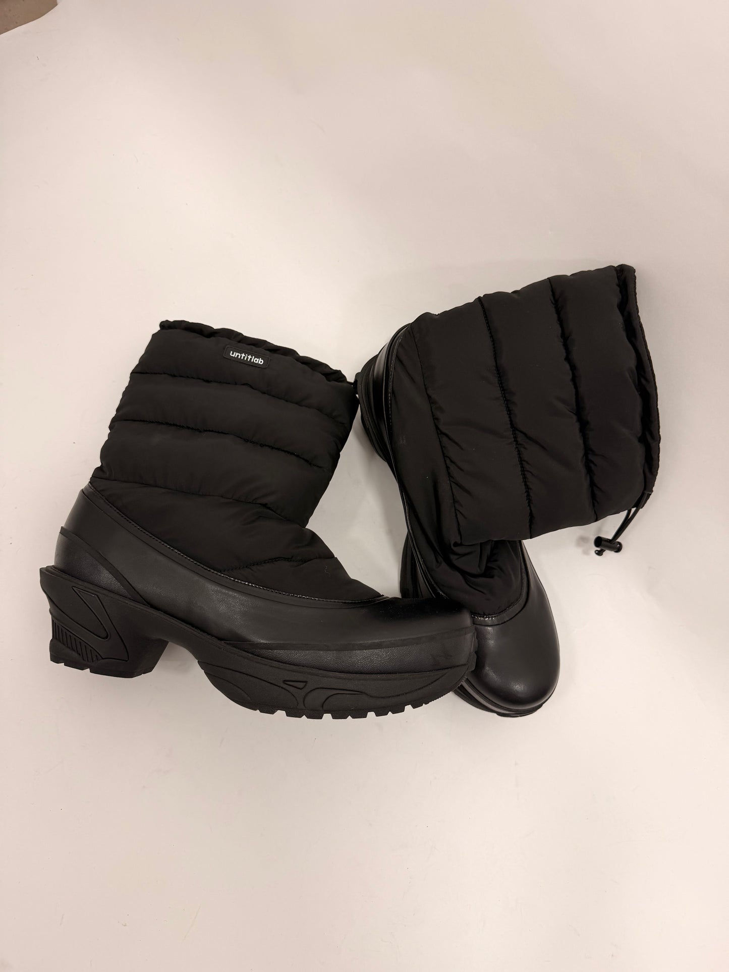 Padded Heel Boots (Black)
