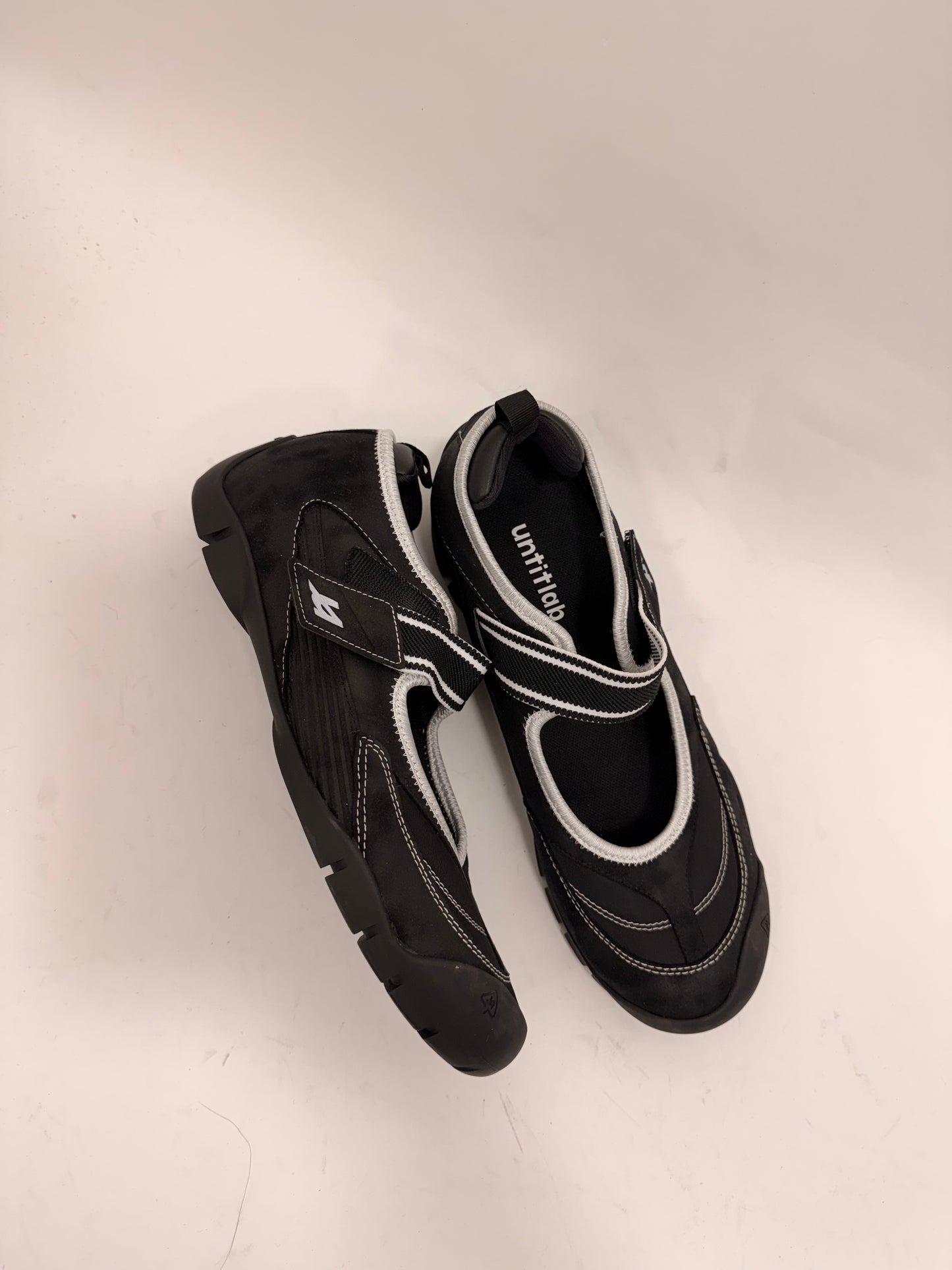 Swift Trek Sandals (Black)