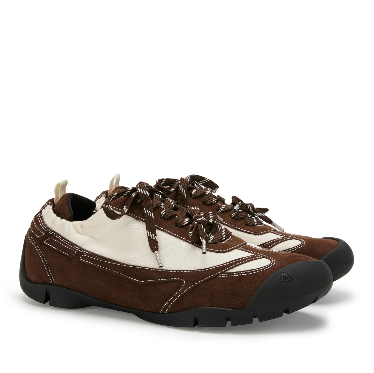 Swift Trek Pleated (Chocolate)