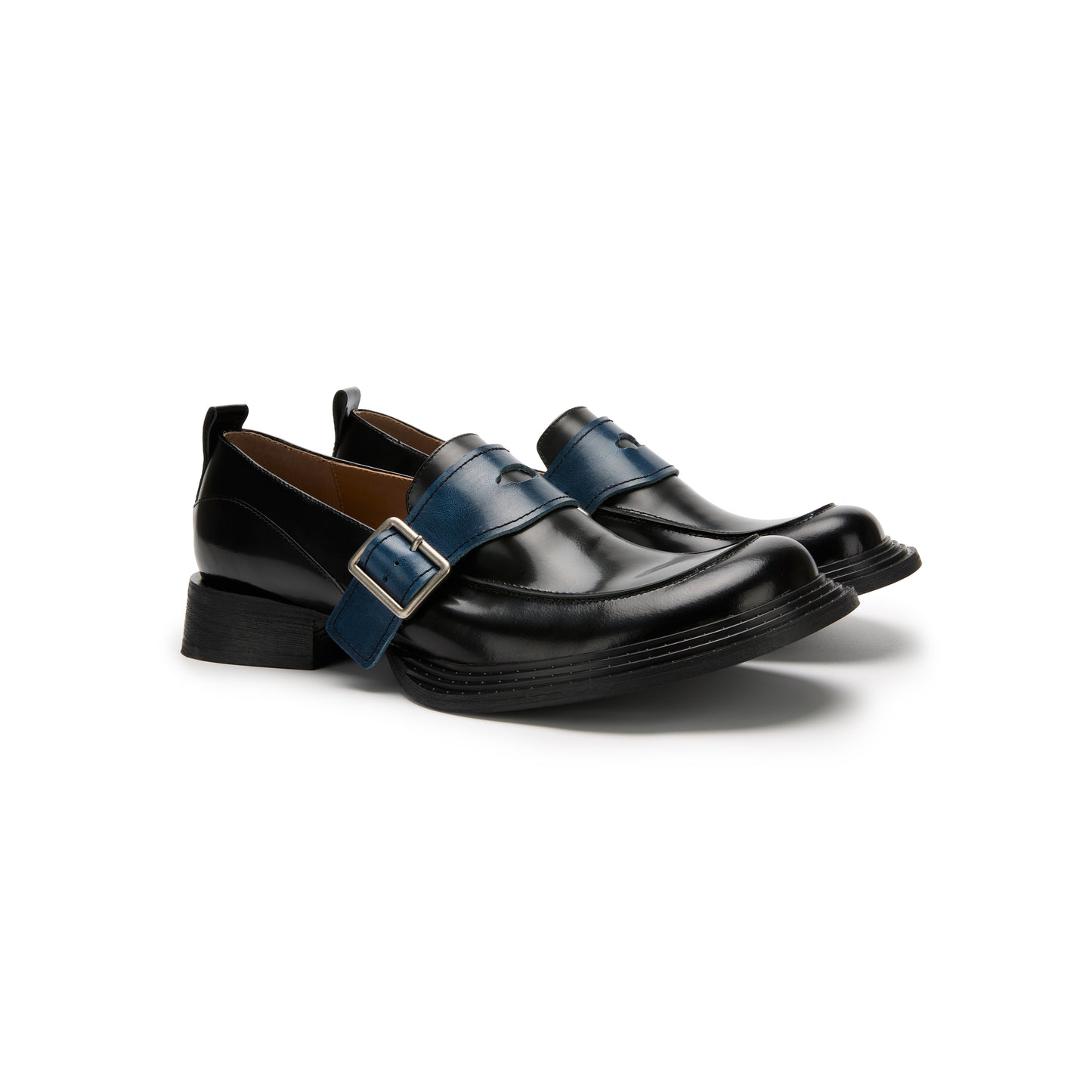 Loafers decorative straps