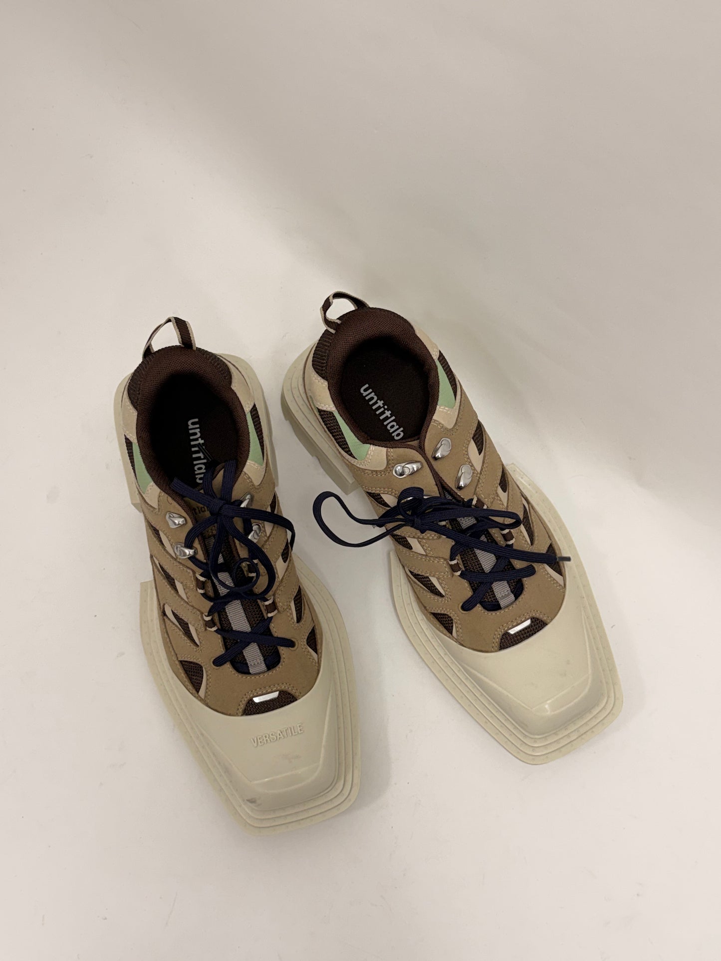 Reel Hiker Derbies (Wood Ash)