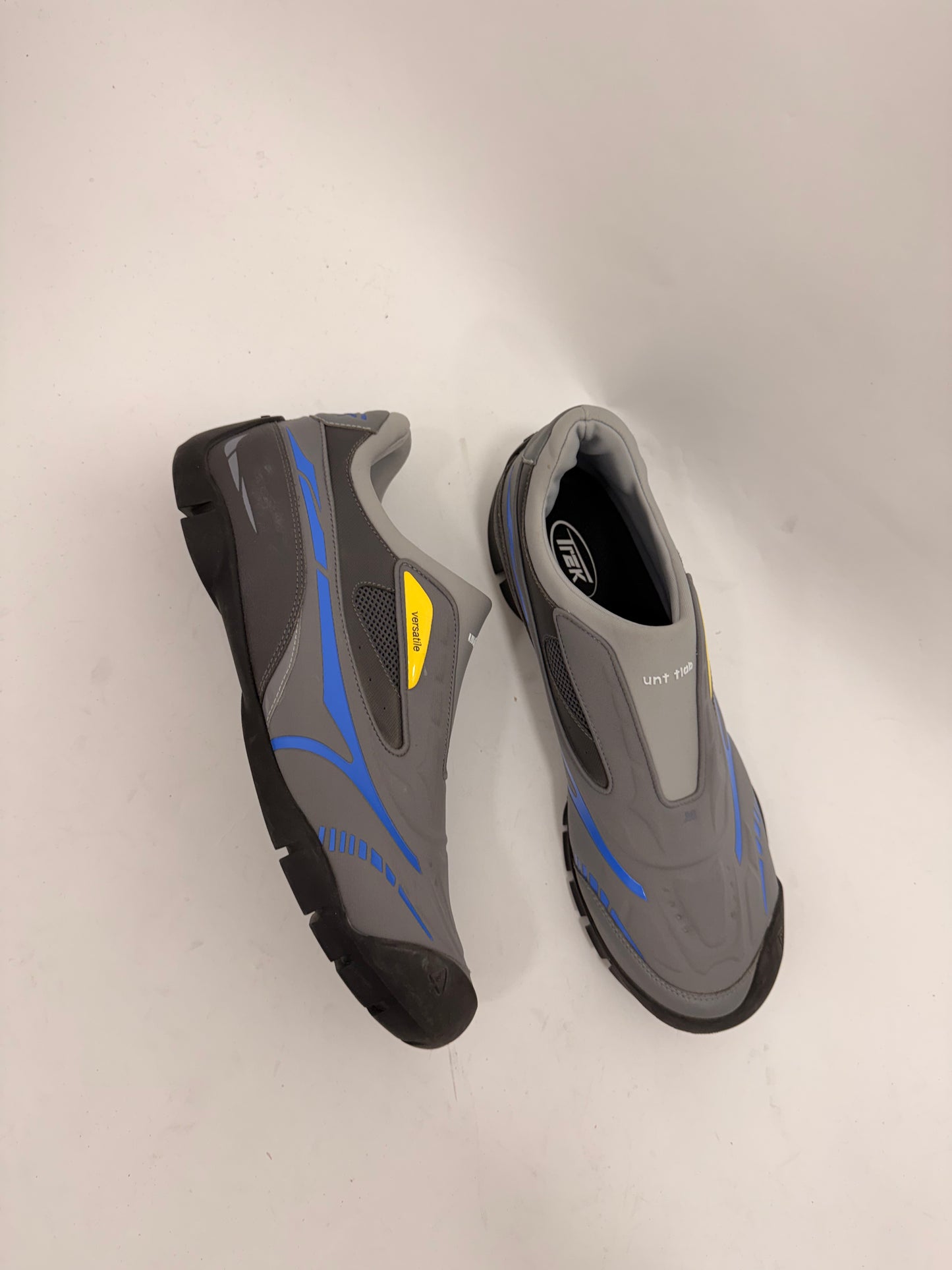 Swift Trek Slip On FLEX Trainers (Dazzling Dark Blue)